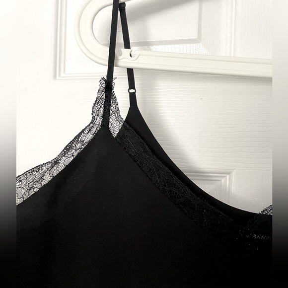 Aritzia Babaton Lace Camisole - Large - Picture 3 of 6